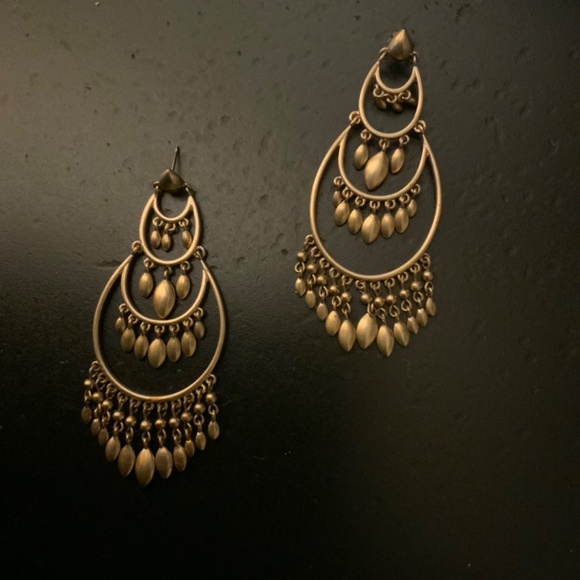 BALLROOM CHANDELIER EARRINGS - Picture 3 of 3